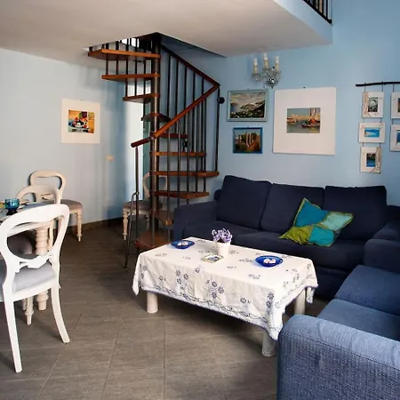 Διαμέρισμα Casa Anna Con Terrazzo, Λίπαρι
